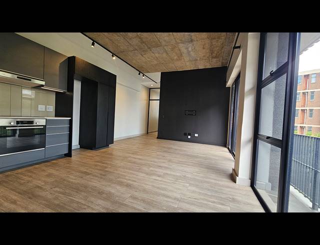 1 BEDROOM APARTMENT FOR SALE IN SANDOWN